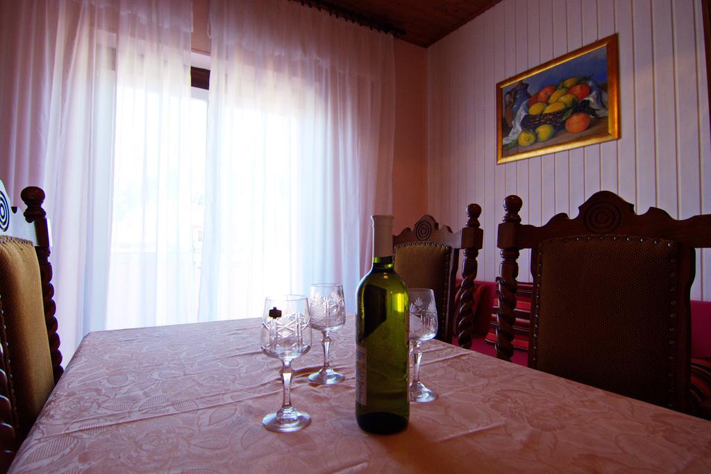 Apartment And Rooms Toka Zara Esterno foto