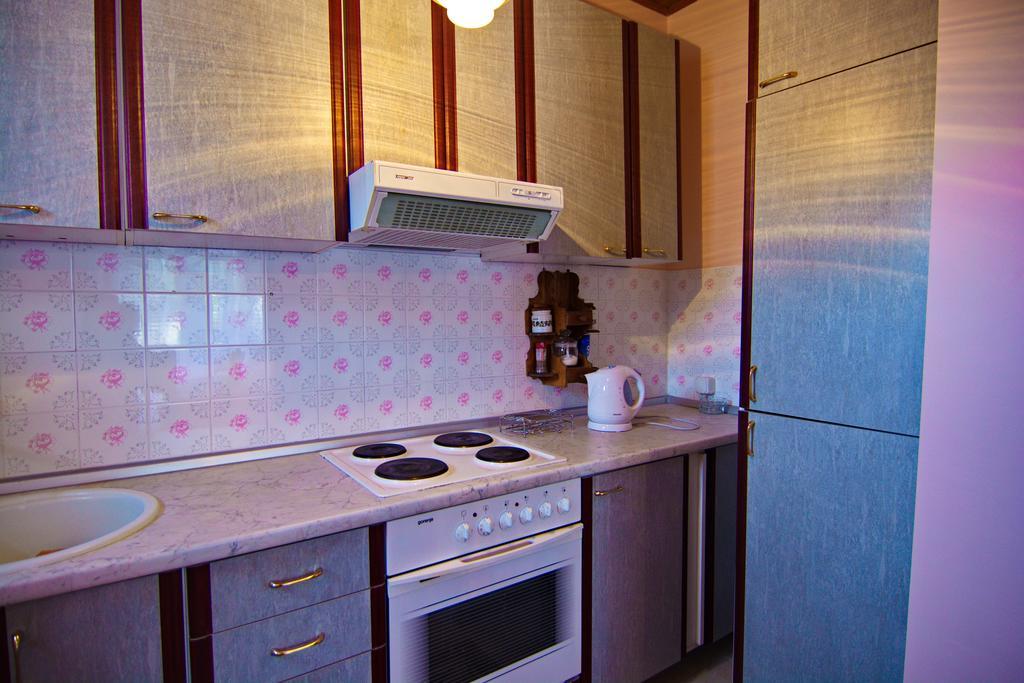 Apartment And Rooms Toka Zara Esterno foto