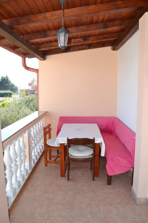 Apartment And Rooms Toka Zara Camera foto