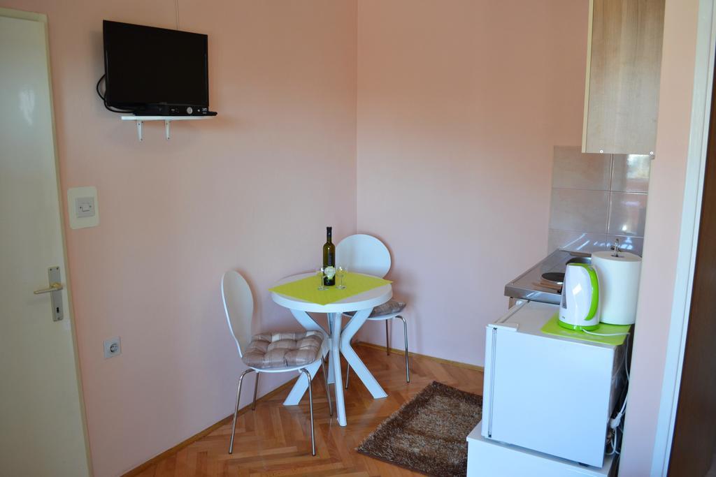 Apartment And Rooms Toka Zara Camera foto
