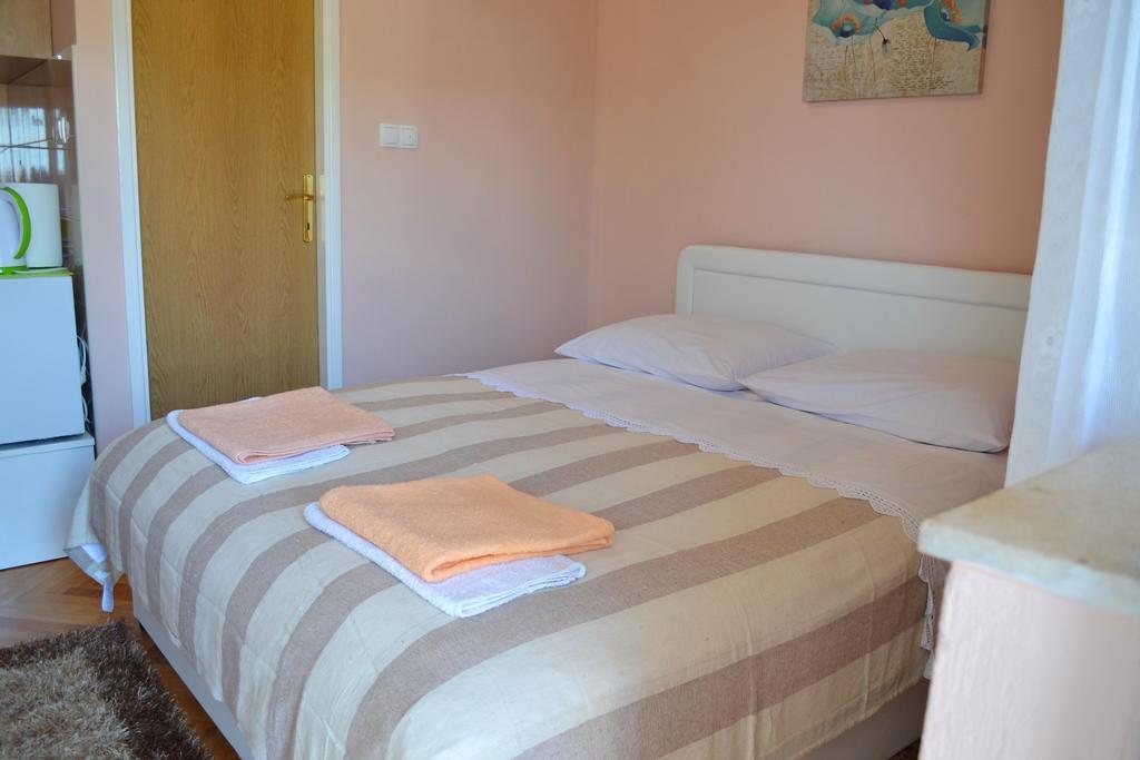 Apartment And Rooms Toka Zara Camera foto