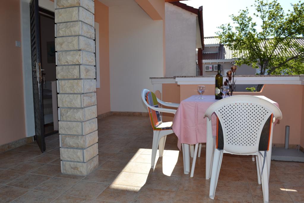 Apartment And Rooms Toka Zara Camera foto